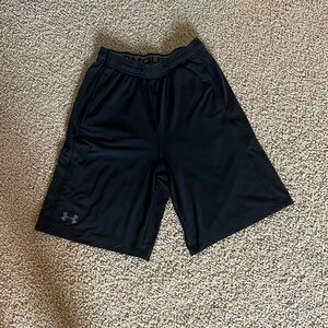 Mens small under Armour athletic shorts